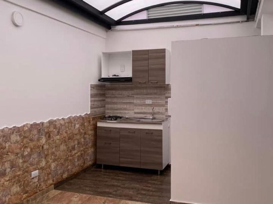 Apartamento de 4 alcobas en venta en El Recuerdo, Bogotá, 184 m² · foto 18 de 20