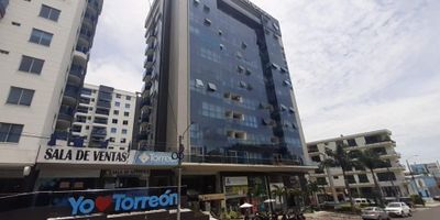 EXCELENTE APARTAMENTO UBICADO EN EL CONJUNTO TORREON SANTA MONICA , PISO 10, HERMOSA VISTA PANORAMICA, CONSTA DE; SALA COMEDOR CON BALCON, COCINA INTEGRAL , ZONA DE ROPAS, 2 BAÑOS , 3 ALCOBAS CON CLOSET, PRINCIPAL CON BAÑO PRIVADO, PARQUEADERO CUBIERTO Y DEPOSITO. 

EL CONJUNTO CUENTA CON PISCINA PARA NIÑOS Y ADULTOS, PARQUE INFANTIL , SALON DE JUEGOS, GIMNASIO, SAUNA, VIGILANCIA 24 HORAS, CERCA A CENTROS COMERCIALES, BANCOS, PANADERIAS, DROGUERIAS, CLINICAS,PARQUES , RESTAURANTES, ENTRE OTROS. 
