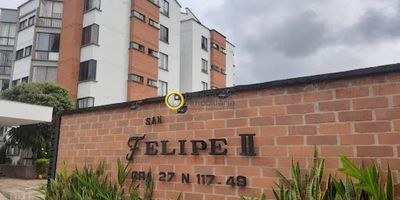 Apartamento en arriendo en Floridablanca - Niza, cuenta con sala - comedor, cocina integral, zona de ropas, tres habitaciones, dos baños, parqueadero cubierto asignado. La copropiedad brinda vigilancia las 24 horas del día, piscina de adultos e infantil, turco, parque infantil, zona BBQ y salón social. Ubicado cerca a G12 Centro De Convenciones.