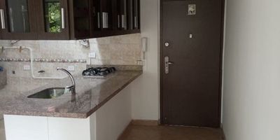 ARRRENDAMIENTO LA 80 TE OFRECE EN ARRENDAMIENTO ESTE APARTAESTUDIO, CON EXCELENTE UBICACIÓN, PUNTO DE REFERENCIA ESTACION METRO LA FLORESTA.