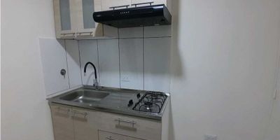 Se arrienda  aparta  estudio con servicios incluidos y Internet fibra óptica en buenos aires,  propiedad cercana  a las mellizas,  supermercados,  colegios y iglesias cercanas excelente ubicación. Cod(C3411)