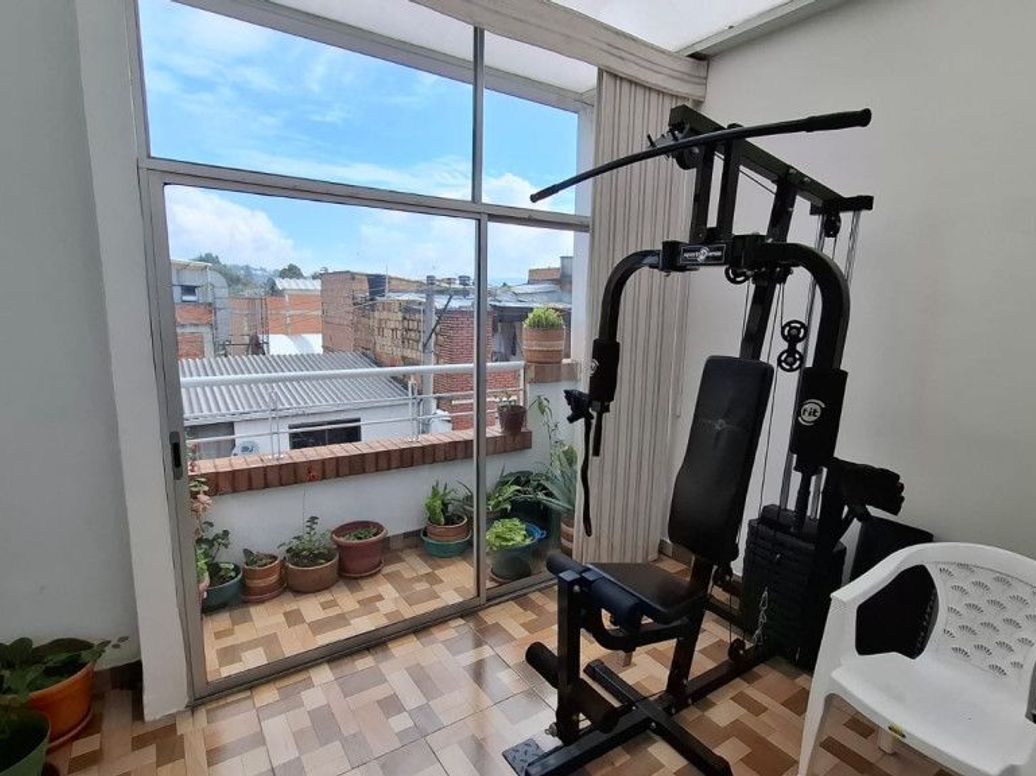 Casa de 4 alcobas en venta en San Jose De La Granja, Bogotá, 186 m² · foto 15 de 18