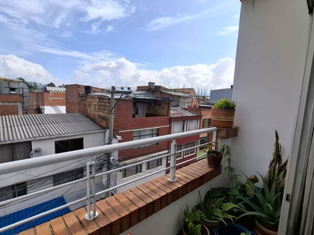 Casa de 4 alcobas en venta en San Jose De La Granja, Bogotá, 186 m² · foto 16 de 18