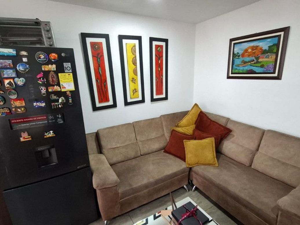 Casa de 4 alcobas en venta en San Jose De La Granja, Bogotá, 186 m² · foto 2 de 18