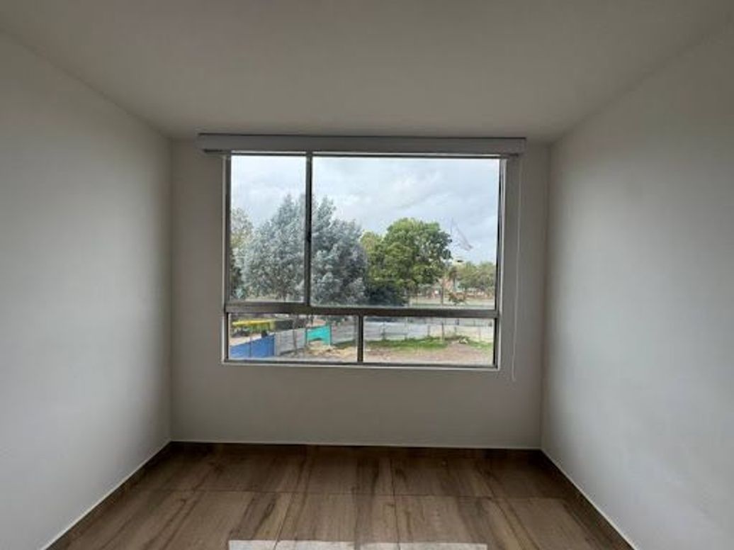 Apartaestudio en venta en El Redil, Bogotá, 35 m² · foto 9 de 12