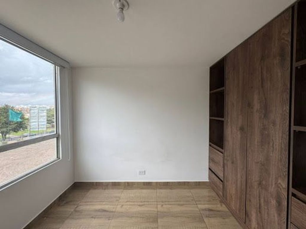 Apartaestudio en venta en El Redil, Bogotá, 35 m² · foto 8 de 12