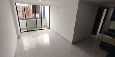 Apartamento en arriendo sector de Suramérica, cuenta con amplios y cómodos espacios, 3 habitaciones, 2 baños, closets, sala comedor, balcón, calentador a gas, zona de ropas independiente, parqueadero, con buena iluminación y ventilación natural, todo dentro de un ambiente familiar, tranquilo y seguro. Con cómodas vías de acceso y cercano a mall Suramérica, Smart fit Suramérica. Con fácil acceso a transporte público cercano. Este inmueble es ideal para ti, si deseas más información, contáctanos.