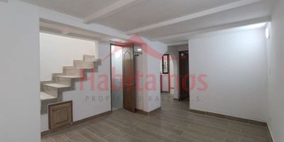 Casa con área de 80m2, estrato 3.