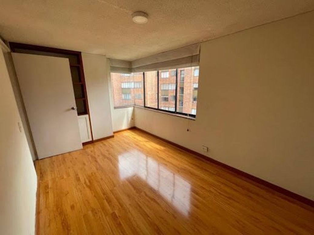 Apartamento de 2 alcobas en venta en Niza Viii, Bogotá, 103 m² · foto 15 de 16