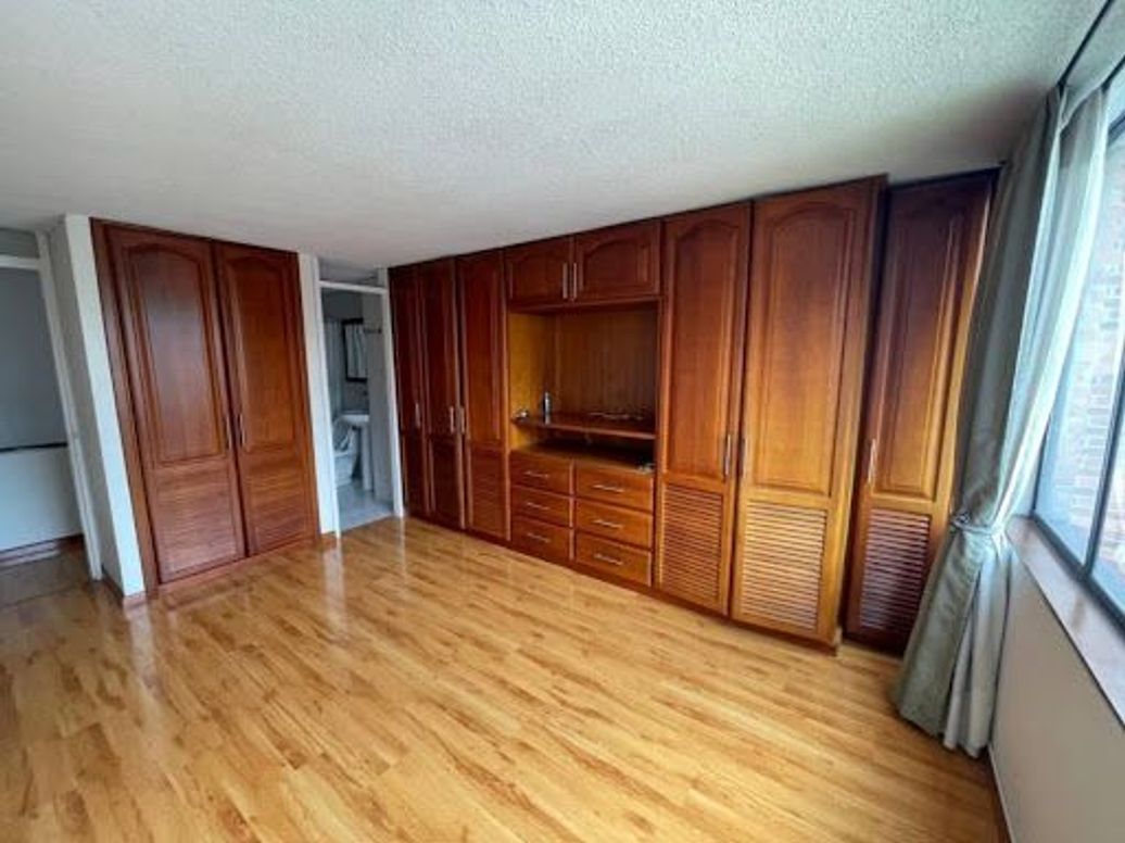 Apartamento de 2 alcobas en venta en Niza Viii, Bogotá, 103 m² · foto 7 de 16