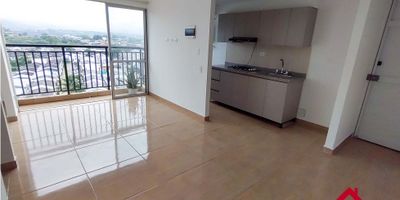 Sala-comedor con balcón
Cocina integral
2 habitaciones con clóset (principal con baño)
Estudio
Baño social
Zona de ropas

?Áreas sociales del conjunto:
Piscina infantil y adultos
Cancha múltiple
Zona BBQ
Juegos infantiles
Gimnasio
Zona para mascotas
Portería con vigilancia 24 horas

-Ubicado en nivel 10 con ascensor
?Opción de parqueadero propio por $100.000 adicionales
-Calentador de agua a gas
-Excelente ubicación cerca a vías principales, transporte público, comercios, restaurantes
-Contrato mínimo a 1 año

⚠️ Disponible a partir del 1 de Diciembre
