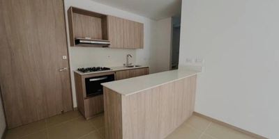 Apartamento para estrenar en venta – Guayabal ¡Moderno, funcional y con una amplia terraza privada para disfrutar al aire libre! ✨  57 m² construidos + 22 m² de terraza privada  Apartamento nuevo |  Estrato 3  Cocina integral  2 habitaciones  2 baños completos  Sala-comedor  Zona de ropas  Parqueadero privado |  Cuarto útil  Terraza ideal para BBQ, zona lounge o jardín  Ubicación estratégica en Guayabal, con fácil acceso a vías principales, transporte público, colegios y comercio.