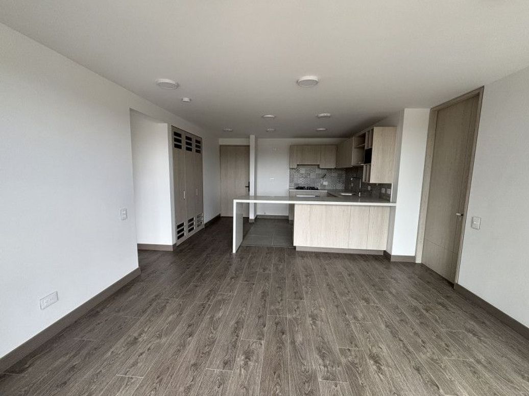 Apartamento de 2 alcobas en venta en Casa Blanca, Bogotá, 65 m² · foto 4 de 12