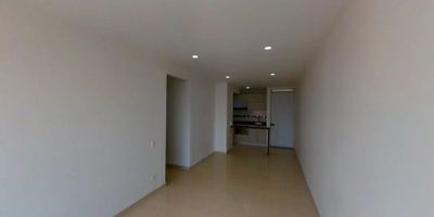 Para mayor información escribanos vía WhatsApp y uno de nuestros agentes inmobiliarios te atenderá.
Apartamento en venta de 62m2, con vista interior, ubicado en un 5to piso.
Acceso por ascensor, Consta de 3 habitaciones, 2 baños, sala comedor, cocina integral, balcón y zona de lavandería.
Tiene piso cerámico en todas sus zonas.
El conjunto cuenta con piscina, salón social, zona infantil, zonas verdes y vigilancia privada las 24 horas.
Cerca a centro comerciales como Bochalema Plaza y Jardín Plaza; cerca a almacenes de cadena como Dólarcity, Éxito, D1 y Ara; cerca a colegio Berchmans, Colegio del Sagrado Corazón de Jesús y Colegio Franciscano de PIO XII; cerca a universidad Autónoma de Occidente; cerca a estación del MIO (Universidades); Vías de acceso por Calle 44 y Carrera 109.
