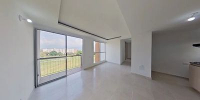 Para mayor información escribanos vía WhatsApp y uno de nuestros agentes inmobiliarios te atenderá.
 se vende apartamento en ciudad melendez de 61 m2  de tres habitaciones dos baños sala comedor balcon cocina integral zona de oficios parqueadero comunitario la unidad cuenta con salon social zonas verdes piscina para niños y para adultos parque infantil vigilancia las 24 horas papeles al dia

