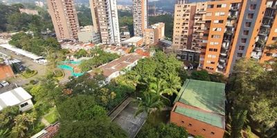 ¡El hogar de tus sueños te espera!  Este impresionante apartamento con parqueadero doble líneal y cuarto útil, en alquiler es mucho más que un simple lugar es el inicio de una nueva vida llena de posibilidades. Con un diseño moderno, comodidades de primera clase y una ubicación perfecta, cada día será una experiencia inolvidable. ¡No pierdas la oportunidad de convertir este lugar en tu hogar! ¡Llama ahora y asegura tu entrada a un mundo de confort y estilo!