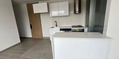 Para mayor información escribanos vía WhatsApp y uno de nuestros agentes inmobiliarios te atenderá. EXCELENTE APTO ,VISTA AL ORIENTE ,CERCA A TRANSMILENIO ,PARQUES CENTROS COMERCIALES,RESTAURANTES.

