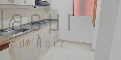 3 habitaciones, 2 closet, 1 Vestier, 2 baños, cocina integral, sala comedor, 2 balcones, zona de ropas, red de gas, cuarto útil, piso en ceramica,1 parqueadero cubierto, piso 3, área 82 m2, estrato 4, aproximadamente 12 años de construido. 
La unidad cuenta con portería 24 horas, ascensor, piscina, gimnasio, sauna, turco, salón social, parque infantil, cancha, zonas verdes, parqueaderos visitantes.
Sector cercano a la clínica de la policía, cancha el dorado. 
