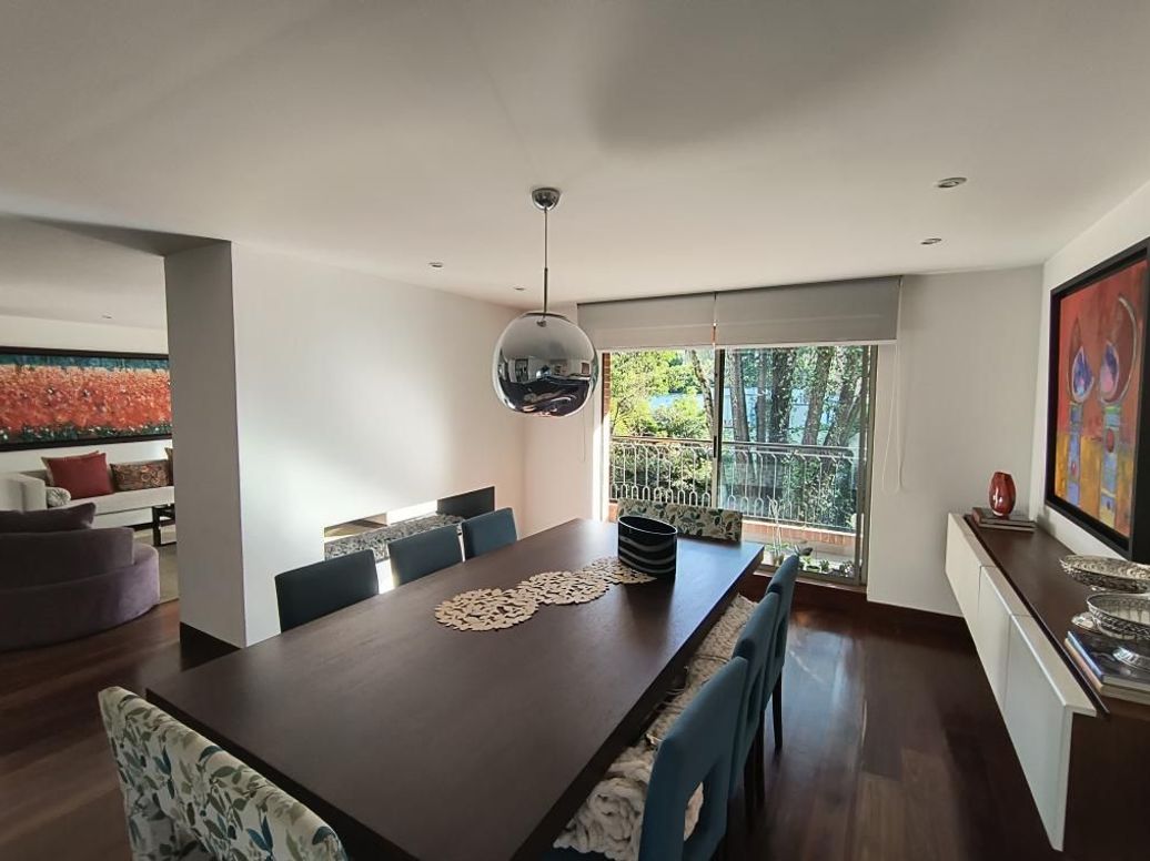 Apartamento de 3 alcobas en venta en La Cabrera, Bogotá, 340 m² · foto 4 de 20