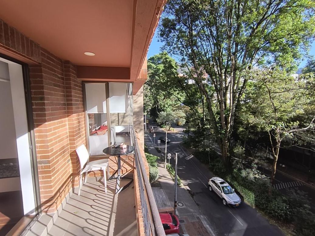 Apartamento de 3 alcobas en venta en La Cabrera, Bogotá, 340 m² · foto 5 de 20