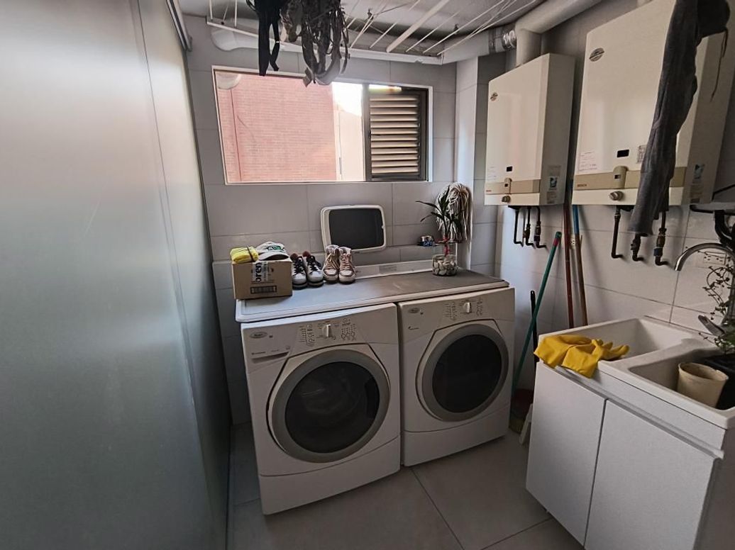 Apartamento de 3 alcobas en venta en La Cabrera, Bogotá, 340 m² · foto 9 de 20