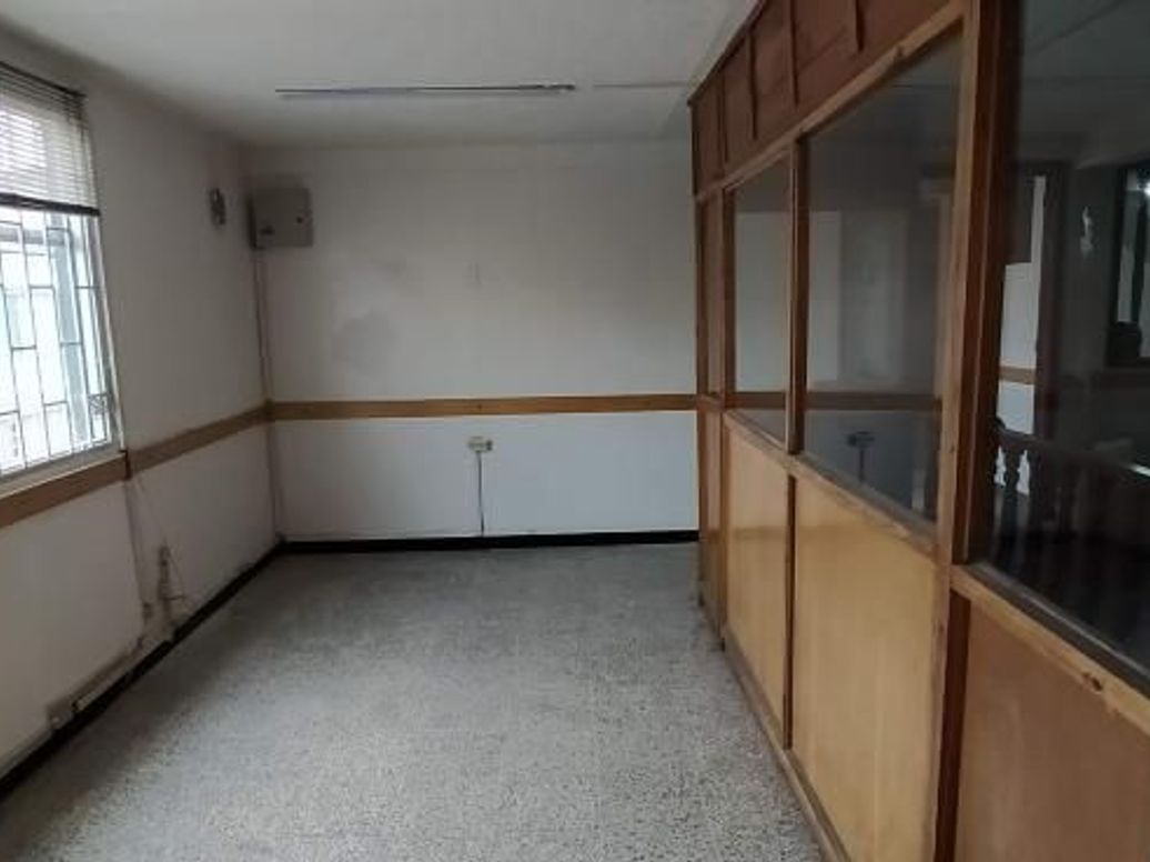 Casa de 13 alcobas en venta en Santa Maria, Bogotá, 660 m² · foto 13 de 20