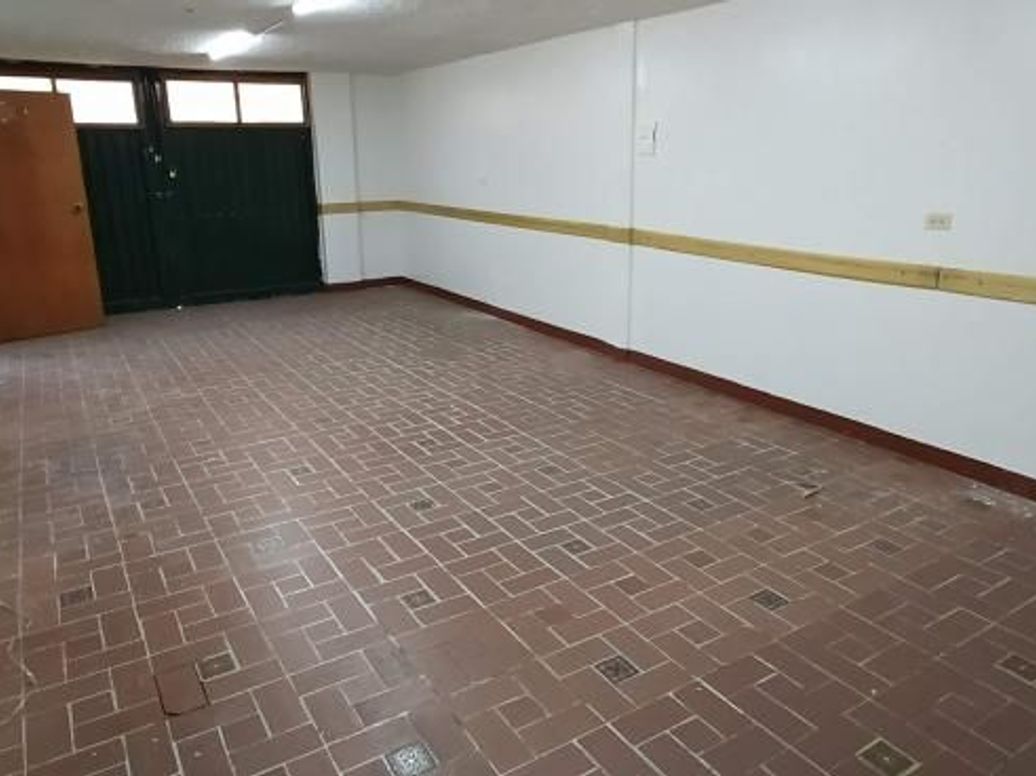 Casa de 13 alcobas en venta en Santa Maria, Bogotá, 660 m² · foto 11 de 20