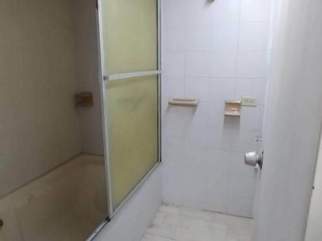 Casa de 13 alcobas en venta en Santa Maria, Bogotá, 660 m² · foto 20 de 20