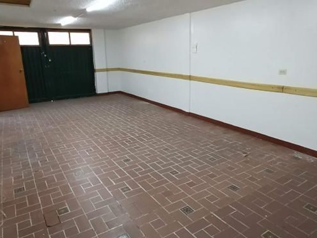 Casa de 13 alcobas en venta en Santa Maria, Bogotá, 660 m² · foto 12 de 20