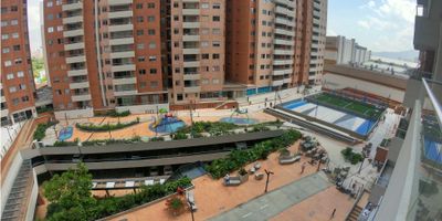 Arriendo Apartamento Urbanización Oceana, Sector Fabricato, Bello 

El apartamento tiene un area de 95m2 se encuentra ubicado en el piso 8 donde tendrás una excelente vista, sala comedor, 3 alcobas, cocina integral, barra, biblioteca, zona de ropa, balcón, 3 baños, red de gas, calentador, 3 closet, barra en isla,  parqueadero y cuarto útil.

La unidad se encuentra ubicada en un excelente barrio de Bello, cerca a la estación del metro Madera y Bello, al Centro Comercial Plaza Fabricato, a la autopista Norte y la regional donde tendras acceso de diversas rutas de transporte público
