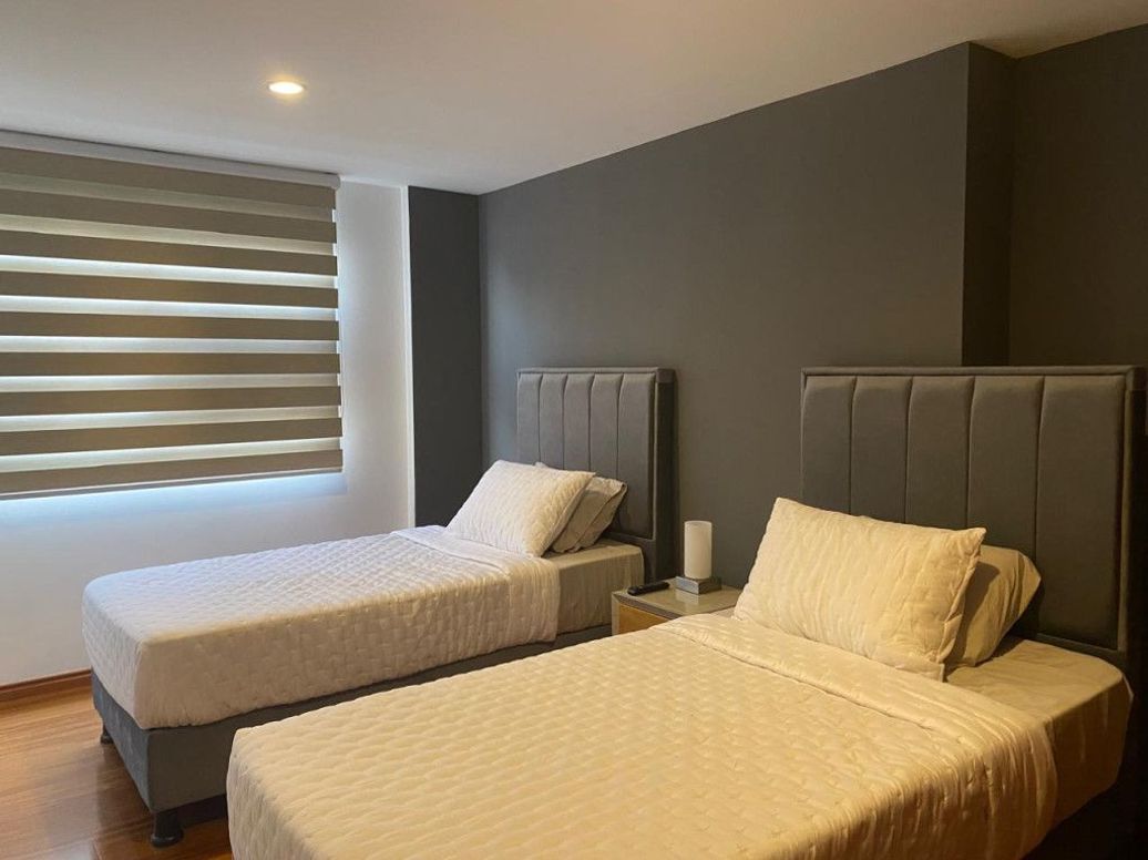 Apartamento de 3 alcobas en arriendo en Santa Ana Occidental, Bogotá, 170 m² · foto 12 de 20
