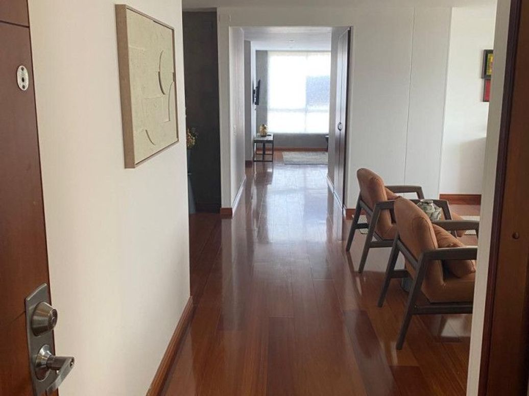 Apartamento de 3 alcobas en arriendo en Santa Ana Occidental, Bogotá, 170 m² · foto 14 de 20