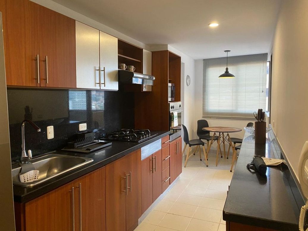 Apartamento de 3 alcobas en arriendo en Santa Ana Occidental, Bogotá, 170 m² · foto 7 de 20