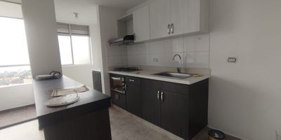 ¡Tu Nuevo Hogar te Espera en un Sector Privilegiado! Apartamento de 3 Habitaciones y Amenidades Completas.

Excelente sector cerca a Mall Suramérica. 3 alcobas (1 vestier, 2 closet), 2 baños, sala comedor, cocina integral, zona ropas, estudio.

Unidad cerrada con Piscina, Gimnasio, Cancha, Zona Mascotas, Sendero, Salón Social y Portería 24 horas. Buenas rutas de transporte.

Comunicate ya!!!
