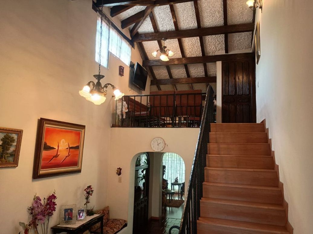 Casa de 4 alcobas en venta en Niza Norte, Bogotá, 313 m² · foto 16 de 20