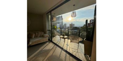 ✨ ¿Buscas comodidad, vista y ubicación? ✨
¡Esta espectacular apartamento en el norte de Armenia lo tiene TODO! ??


Disfruta de un estilo de vida moderno en este hermoso espacio:

? Apartamento en arriendo -  Armenia, Quindio
?️ 3 Habitaciones con espacios amplios 
? 2 baños completos y 1 social
?️ Cocina Moderna
?  Parqueadero para 2 vehiculos y 1 bodega.
? El edificio cuenta con Jacuzzi, Gym, salon social, Ascensor, porteria y vigilancia las 24h.

 

? Escríbenos para más info o agenda tu visita.
#Armenia #RentaCorta #ApartamentoEnArmenia #VivirBien #RentaVacacional #ArmeniaQuindío

INMOBILIARIA ARMENIA QUINDIO Venta y arriendo de casas, casas campestres, proyectos sobre planos y apartamentos en Armenia Quindio
