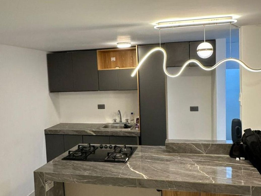 Apartamento en venta en Granada Norte, Bogotá · foto 3 de 16
