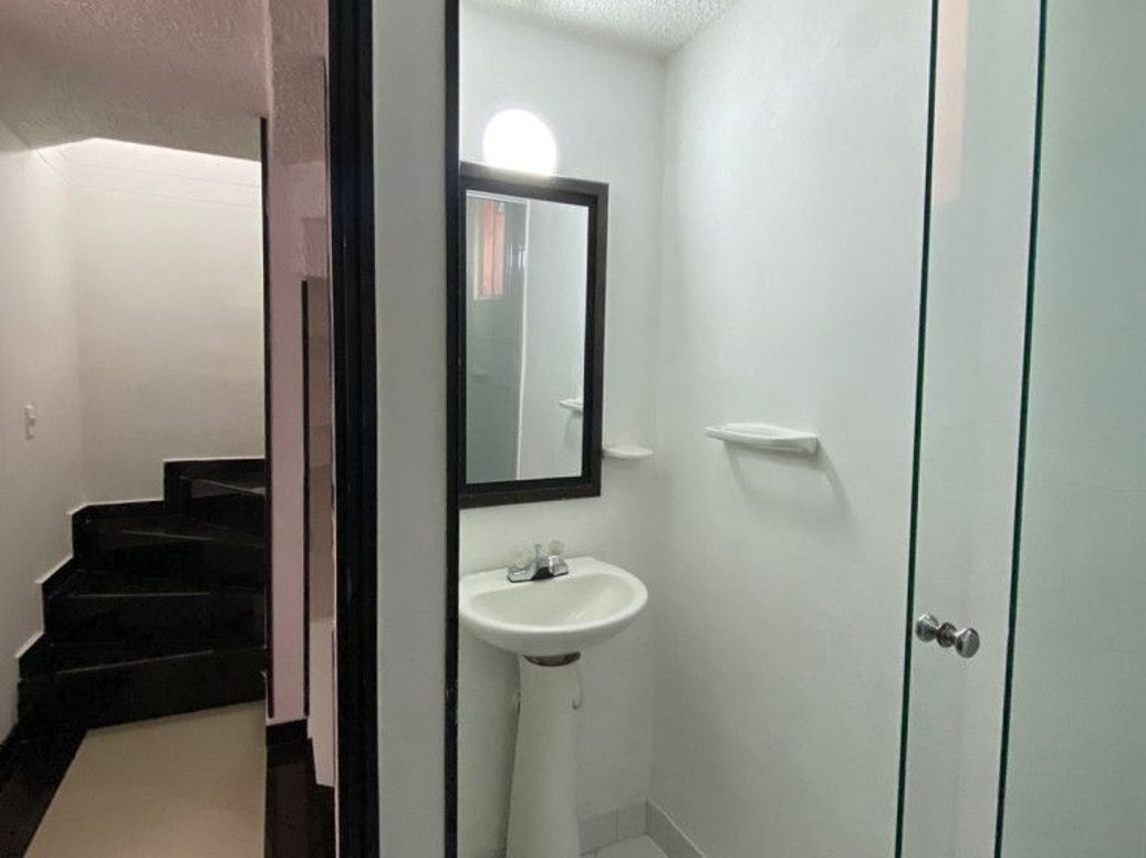 Casa de 2 alcobas en venta en Cantalejo, Bogotá, 71 m² · foto 4 de 20