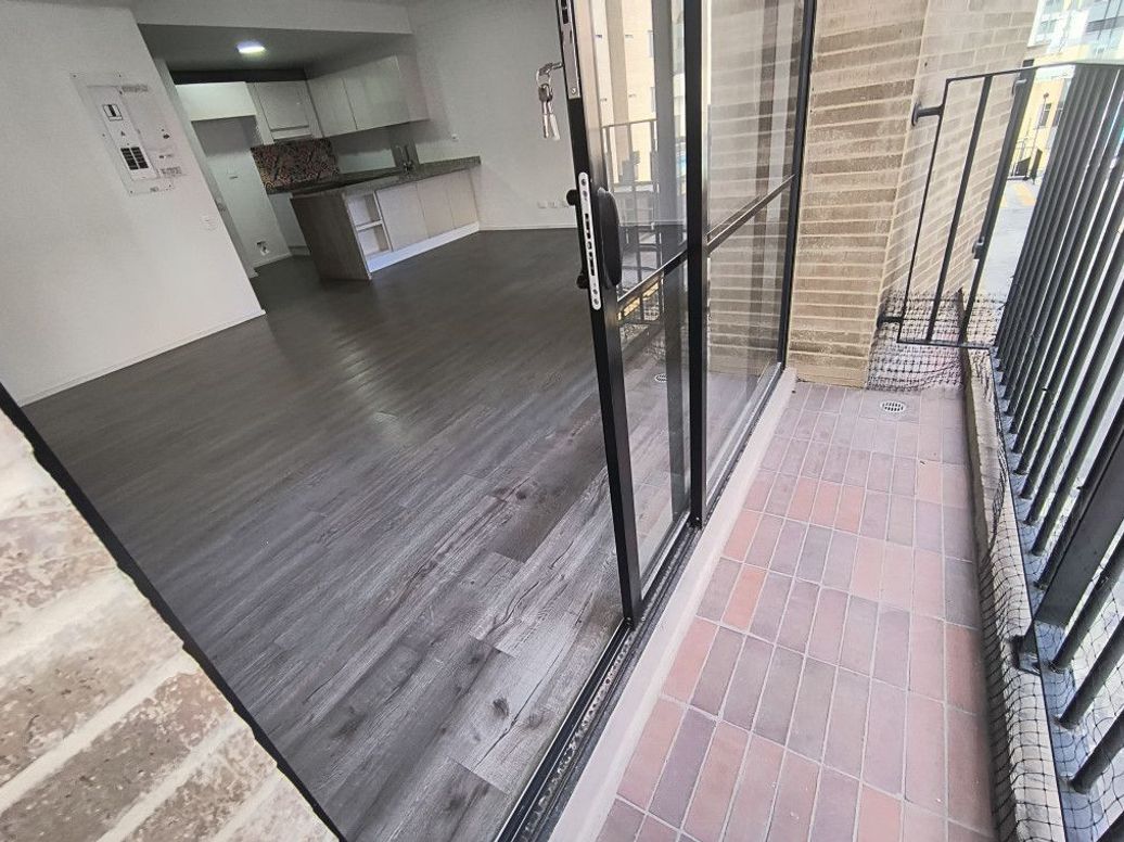 Apartamento de 2 alcobas en venta en San Martin, Bogotá, 87 m² · foto 6 de 20