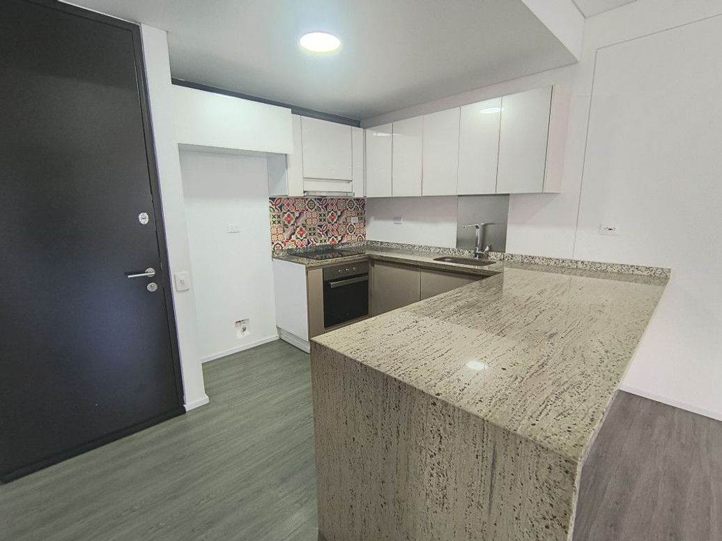 Apartamento de 2 alcobas en venta en San Martin, Bogotá, 87 m² · foto 3 de 20