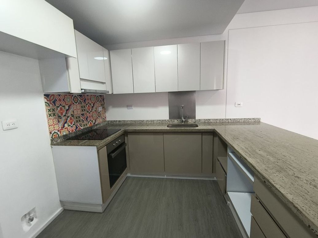 Apartamento de 2 alcobas en venta en San Martin, Bogotá, 87 m² · foto 4 de 20