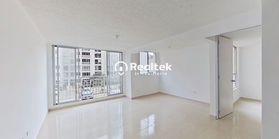 Apartamento en venta de 57M², con vista interior, ubicado en un 2do piso, acceso por ascensor, Consta de 2 habitaciones, 2 baños, sala comedor, cocina integral y zona de lavandería. Tiene piso cerámico en todas sus zonas. El conjunto cuenta con salón social, gimnasio, parque infantil, zonas verdes, piscina y vigilancia privada las 24 horas; cerca a Centros Comerciales como Jardín del Río y Muelle del Rio; cerca a almacenes de cadena como Olímpica, Tiendas D1 y Ara; Vías de acceso por la calle 116 y la carrera 42C. Este inmueble destaca por su excelente distribución y acabados modernos, ofreciendo espacios cómodos y funcionales ideales para disfrutar en familia. Ubicado en una zona con alta valorización, cerca de centros comerciales, colegios y vías principales, representa una excelente oportunidad de inversión.

¡Contáctanos para más detalles!
