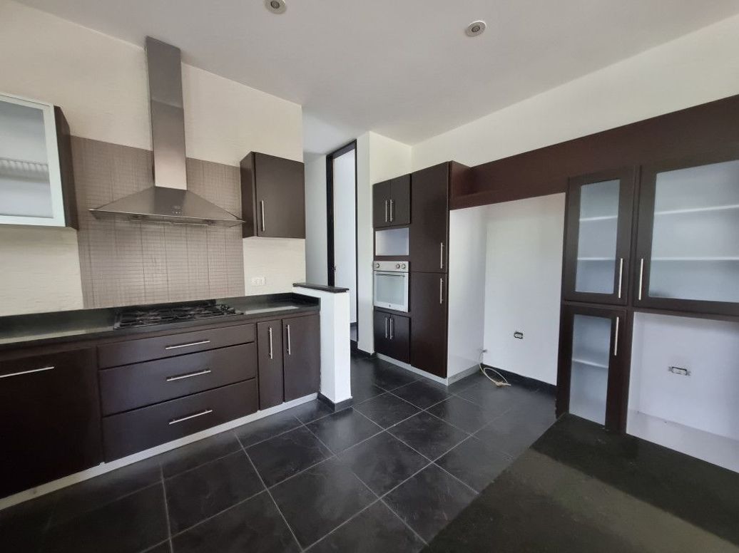 Casa de 4 alcobas en venta en Casa Blanca, Bogotá, 500 m² · foto 7 de 20