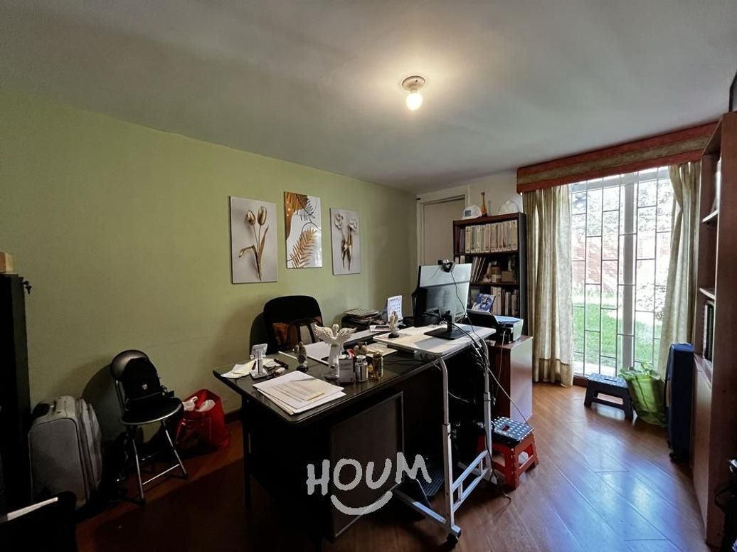 Casa de 5 alcobas en venta en Niza, Bogotá, 578 m² · foto 8 de 18