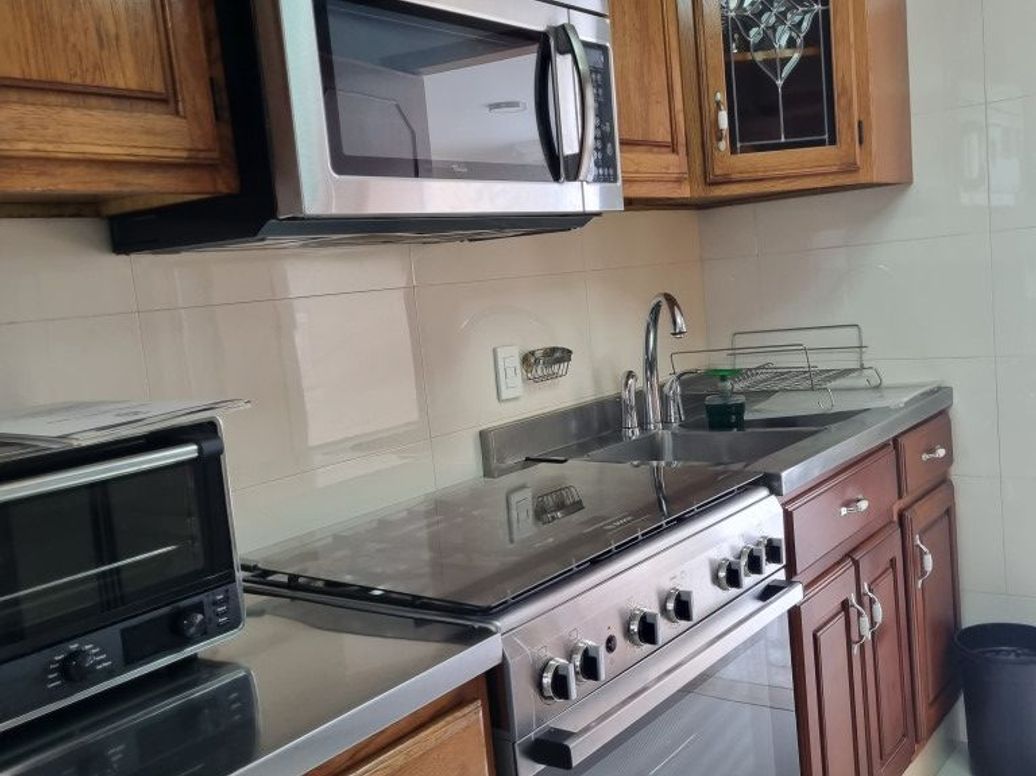 Apartamento de 4 alcobas en venta en Santa Barbara Central, Bogotá, 231 m² · foto 10 de 20