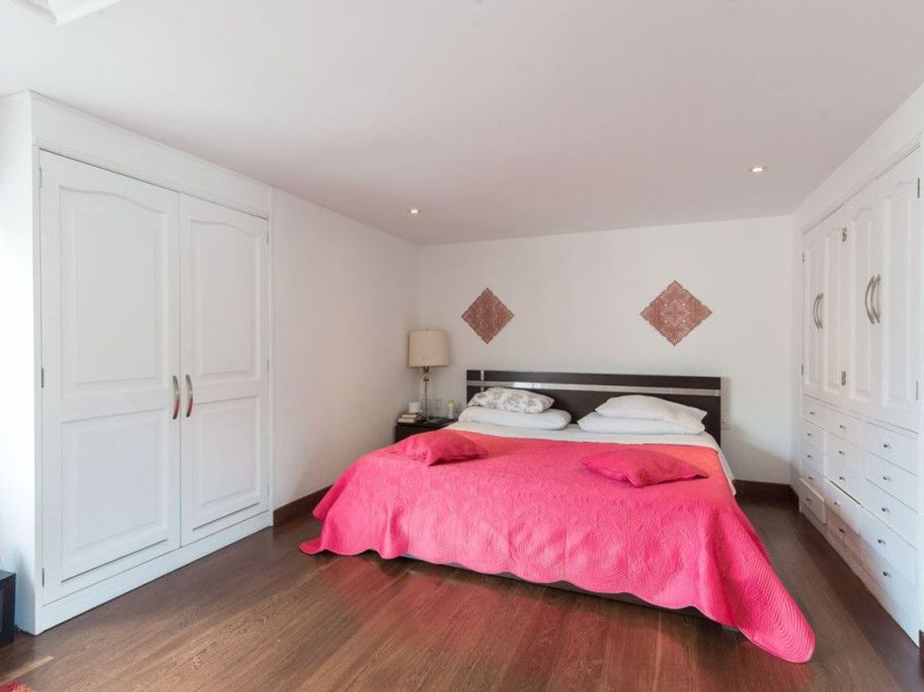 Apartamento de 5 alcobas en venta en Santa Barbara Occidental, Bogotá, 280 m² · foto 15 de 20
