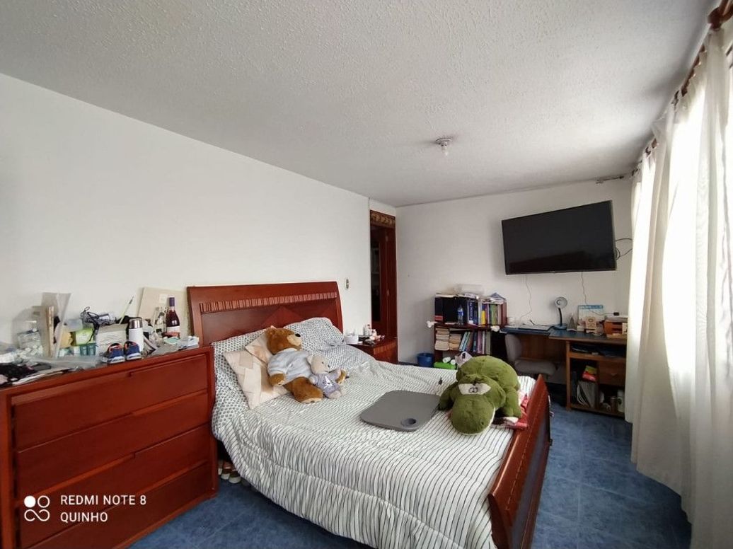 Casa de 6 alcobas en venta en Pastranita I Sector, Bogotá, 294 m² · foto 4 de 20