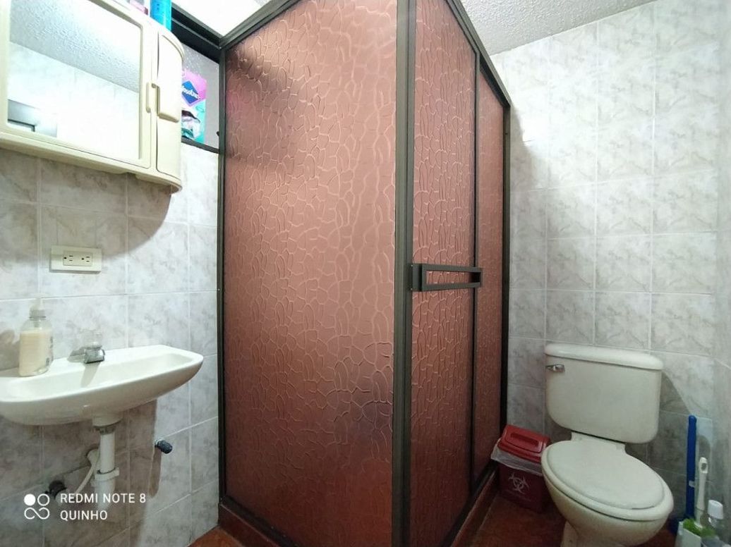 Casa de 6 alcobas en venta en Pastranita I Sector, Bogotá, 294 m² · foto 17 de 20