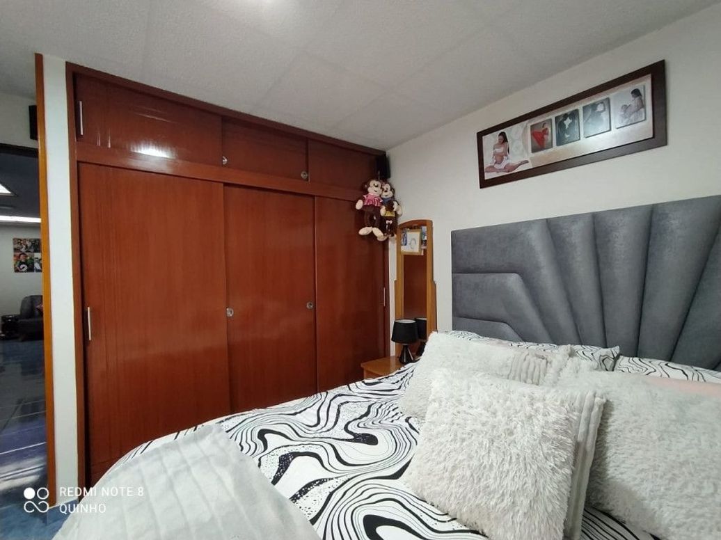 Casa de 6 alcobas en venta en Pastranita I Sector, Bogotá, 294 m² · foto 12 de 20