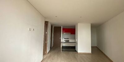 Hermoso apartaestudio en arriendo de 48 m², con espacios amplios, iluminación natural y excelente ventilación. Dispone de habitación con clóset, baño cabinado, balcón, cocina integral, zona de ropas, depósito y parqueadero cubierto.
Perfecto para profesionales o parejas que buscan confort, seguridad y estilo en un solo lugar. ¡No dejes pasar esta oportunidad!